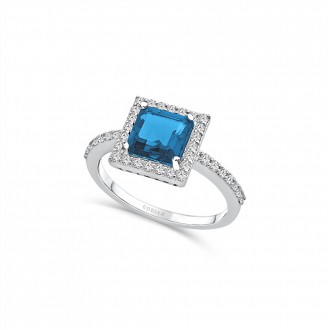 LUCÍA 18K White Gold with brilliant cut diamonds crowned by a London Blue topaz ring